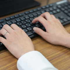 【経験者歓迎！】外国人技能実習生への書類作成の事務職員の画像