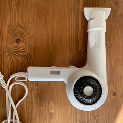 ドライヤーの画像