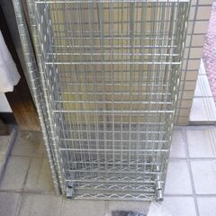 メタルラック　アイリスオーヤマ製　５段　横幅１１０センチの画像