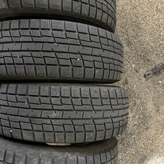 スタッドレスタイヤ15インチ　アルミ付きの画像