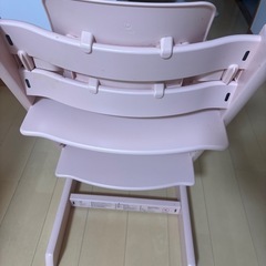 ストッケ　トリップトラップ　ピンクの画像