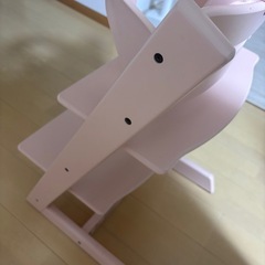 ストッケ　トリップトラップ　ピンクの画像