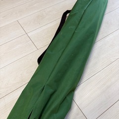 キャンプ　折りたたみ簡易ベッドの画像