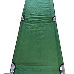 キャンプ　折りたたみ簡易ベッドの画像