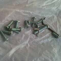 新古品「本体・高級マットレス・カバー・体緩和マット他」の画像