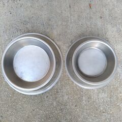 エサ入れの画像