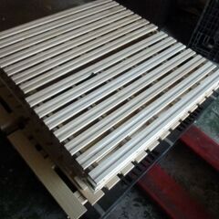 第1015回　スノコ　すのこ　取り放題　未使用　ベッド　ＤＩＹ素材　木材　エラー品　リフォームの画像