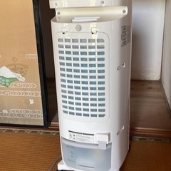 加湿つき温冷風扇の画像