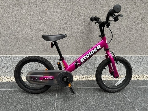 ストライダー 14x ピンク ブレーキ付き ペダル後付け トレーニング 自転車