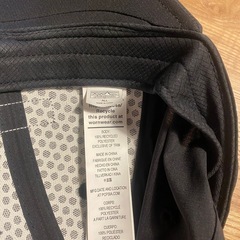 patagonia 黒 キャップ ロゴ付きの画像