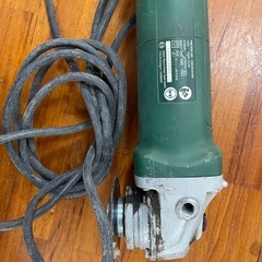 レーザー距離計、丸のこなどの画像