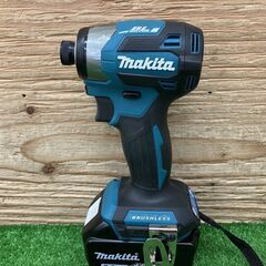 【SIW】≪美品≫ makita マキタ TD173DRGX 青 18V充電式インパクトドライバ バッテリー２個、充電器付き【中古動作品】の画像