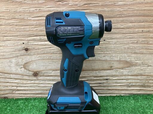 【SIW】≪美品≫ makita マキタ TD173DRGX 青 18V充電式インパクトドライバ バッテリー２個、充電器付き【中古動作