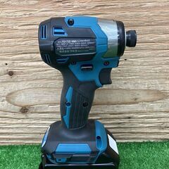 【SIW】≪美品≫ makita マキタ TD173DRGX 青 18V充電式インパクトドライバ バッテリー２個、充電器付き【中古動作品】の画像