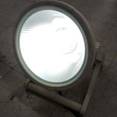 【現状品】電子バラスト式 蛍光灯ライト LL-52  回防雨型 アウトドア ガレージ 工事現場などに 投光器 ライト 苫小牧西店の画像