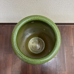 【無料】【引取限定】陶器の傘立て お譲りします2025/11/6〜の画像