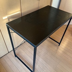 机　デスクの画像