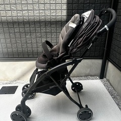 コンビAB型ベビーカーの画像
