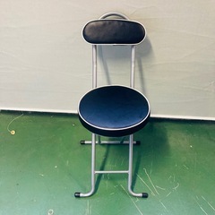 背もたれ付き　折りたたみチェア　丸椅子　折りたたみ椅子　パイプ椅子の画像