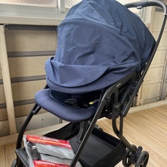 ♦︎③ほぼ未使用 アプリカ ベビーカー　の画像