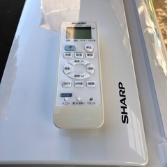 SHARP 6〜8畳 2.2kWルームエアコン AY-J22S-W 2019年製の画像