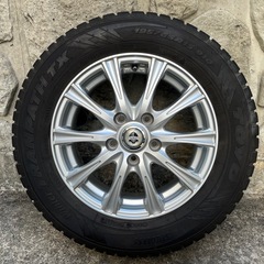 スタッドレスタイヤ195/65R15の画像