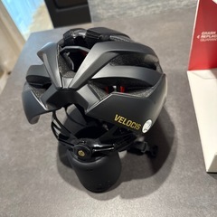 トレック　ボントレガー　ヘルメット　ヴェロシスasada mips マッドブラック　アジアンふぃっとフィットの画像