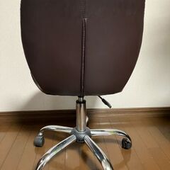 オフィス　チェアの画像