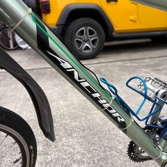 ANCHOR クロスバイク シルバー　ロードバイク　マウンテンバイク　タイヤ1つの画像