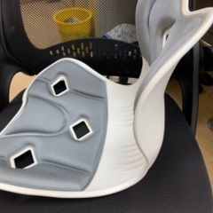 取引中【中古】骨盤矯正　チェア　の画像