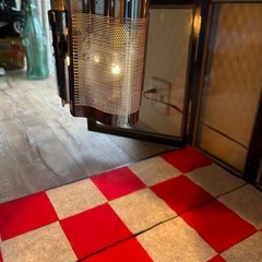 アンティーク飾り棚　コレクションケース　シェルフ　照明付きケース　アンティーク　レトロ　店舗什器　おしゃれ　ショーケースの画像