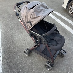アップリカ　ベビーカーの画像