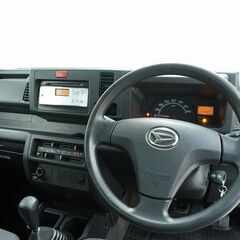 農道だけじゃない！バイクなどの積載におすすめ！ダイハツ　ハイゼットトラックの画像