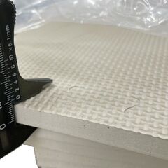 【新品】ジョイントマット防炎タイプ　タンスのゲン　３畳用大判の画像