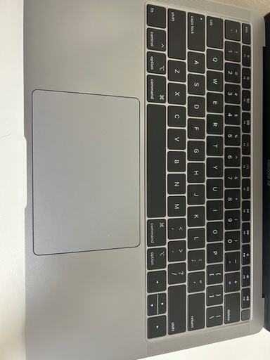 macbook air (2018年製)