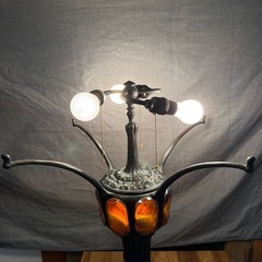 お話中　トンボ柄のステンドグラス スタンドの画像