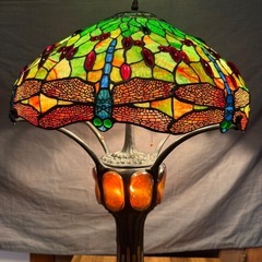 お話中　トンボ柄のステンドグラス スタンドの画像