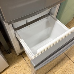 【リユースマン倉敷】SHARP 冷蔵庫137L SJ-V14S-S 2010年製の画像