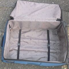 ビッグサイズ　ソフトキャリーケース　ブルー　スーツケース　キャリーバッグ　キャスター付きの画像