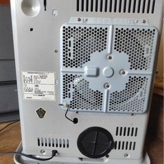 CORONA石油ファンヒーターの画像