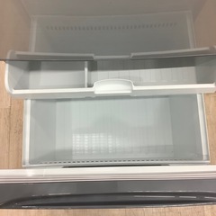 【6ヶ月間の動作保証付き】TOSHIBA 3ドア冷蔵庫のご紹介です！の画像