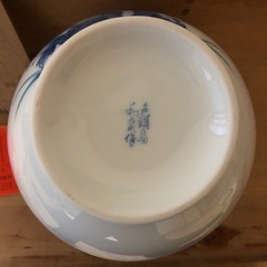 鍋島花瓶、共箱付き
の画像