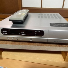 ジャンクプラズマTVとデジタルチューナーの画像