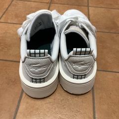 ラコステ　レディーススニーカー　の画像