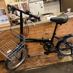 【ノーパンクタイヤ！】6段変速　20インチ折りたたみ自転車　ブラックの画像