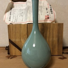 青磁   花瓶、一輪挿しの画像