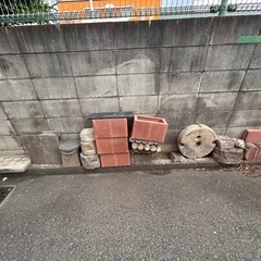 【無料】【引取限定】コンクリートブロックお譲りします2025/11/6～ 13の画像