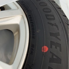 ホイル付きスタッドレスタイヤ4本セットの画像