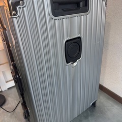 キャリーケース　スーツケースの画像
