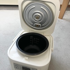 炊飯器　3合の画像